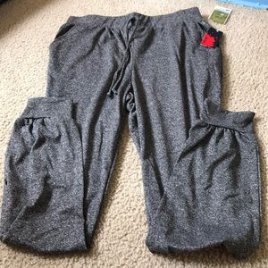 gray sweatpants